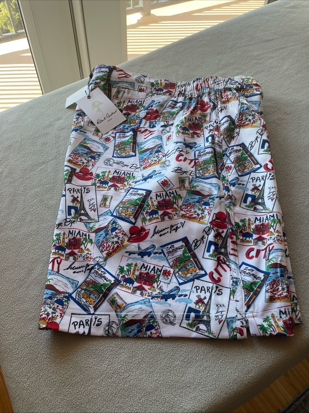 Robert Graham Men’s XL Around The World Swim Shorts Resort Style NWT